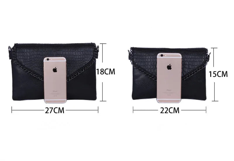 Title / Titre
EN: Women’s Black PU Leather Envelope Shoulder Bag – Elegant Crossbody with Chain Strap
FR: Sac bandoulière enveloppe en similicuir noir pour femme – Élégant avec bandoulière chaîne
