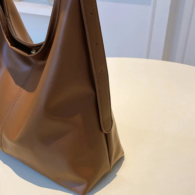 New Tote bag hand bill of lading shoulder women's bag retro simple large bag Tote bag
