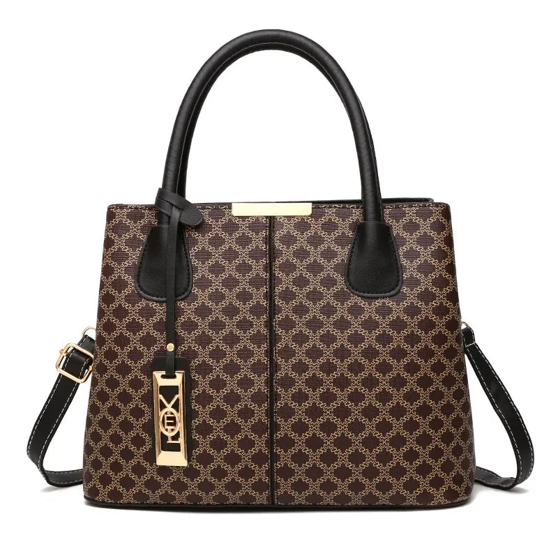 Title / Titre
EN: Women’s Large Capacity Printed Leather Tote Bag – Elegant Shoulder & Handbag
FR: Sac cabas en cuir imprimé grande capacité pour femme – Élégant porté main ou épaule