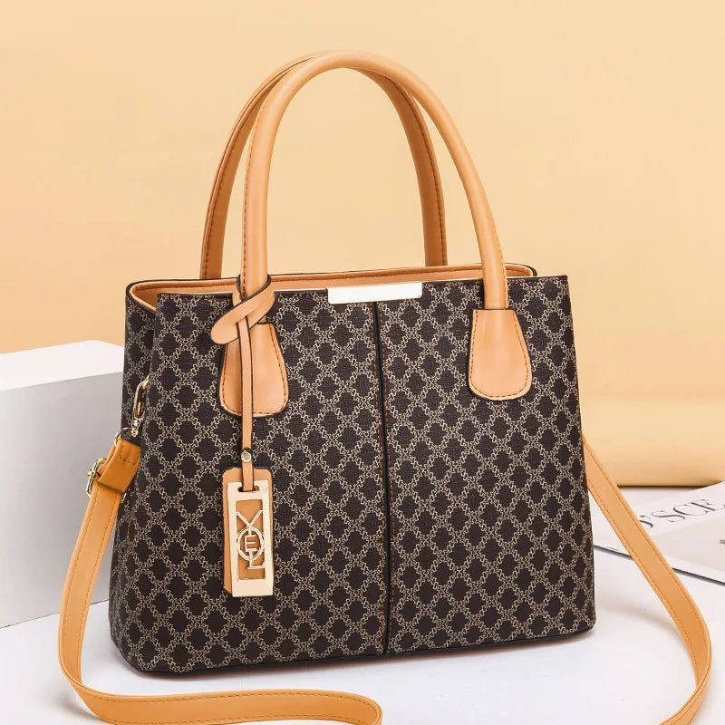 Title / Titre
EN: Women’s Large Capacity Printed Leather Tote Bag – Elegant Shoulder & Handbag
FR: Sac cabas en cuir imprimé grande capacité pour femme – Élégant porté main ou épaule